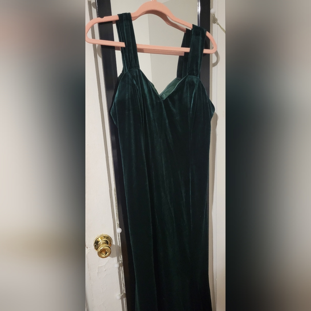 lulus green velvet dress